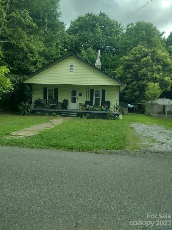 209 Broad St, Shelby, NC 28152