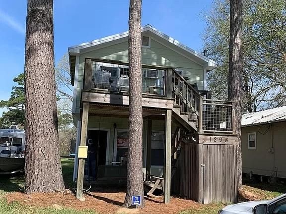 1298 Impala Dr, Onalaska, TX 77360