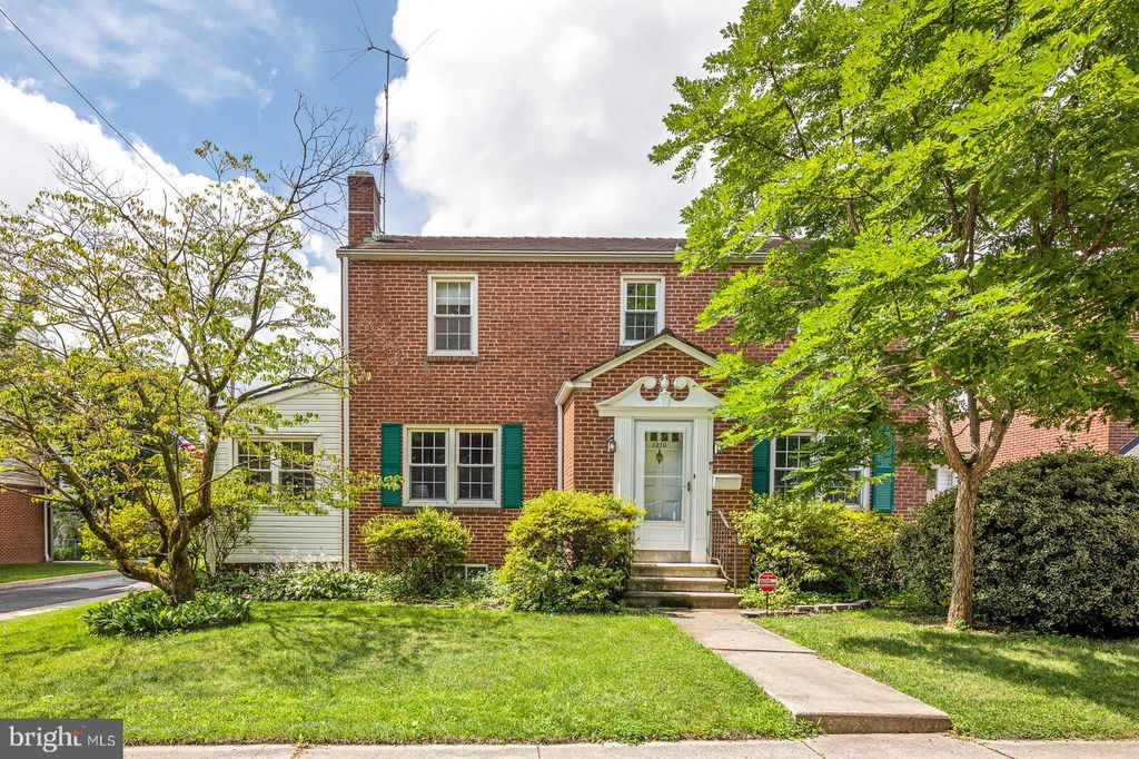 2210 W 9th St, Wilmington, DE 19805