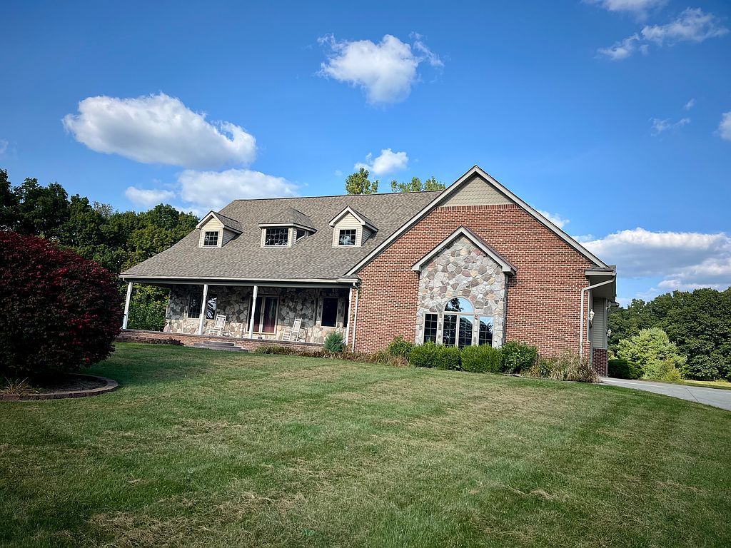 845 Oak Tree Ln, Lapeer, MI 48446 - See Est. Value, Schools & More