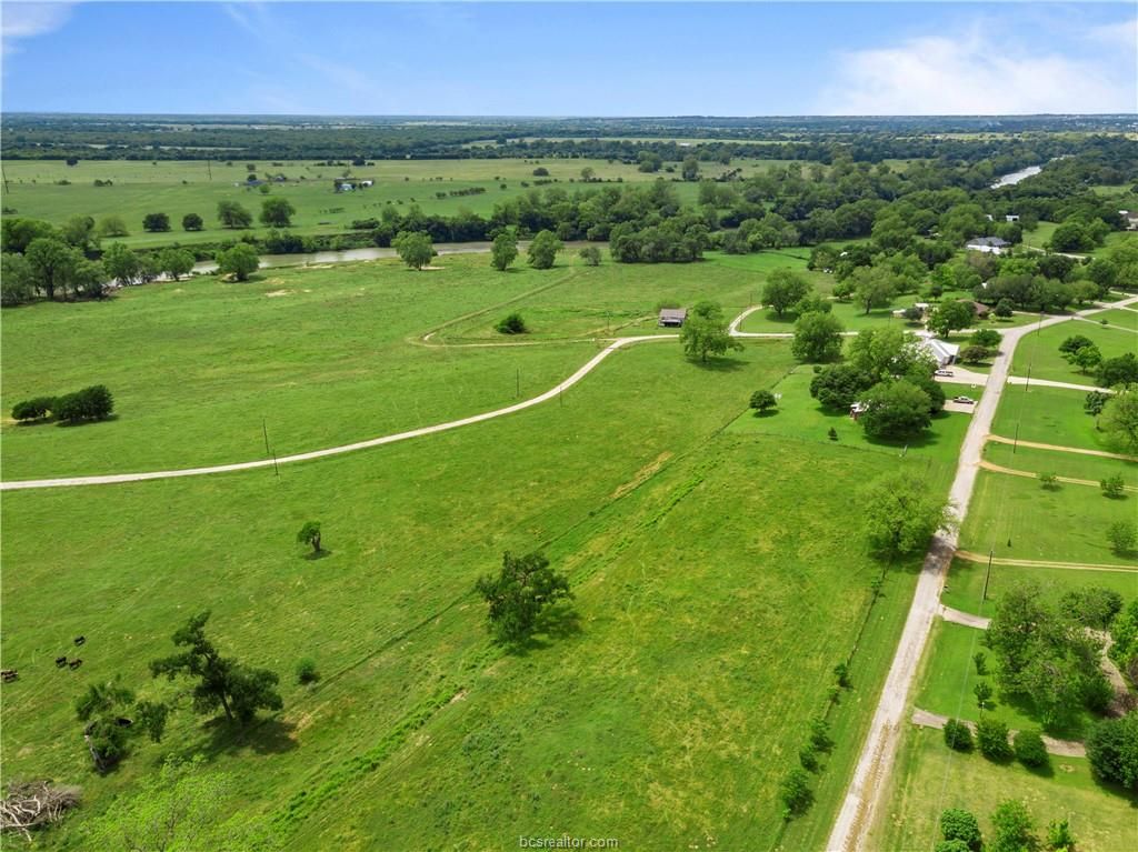 27 & 29 Mitchell St, Smithville, TX 78957 Trulia