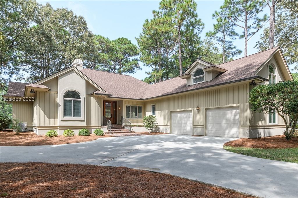 35 Saw Timber Dr, Hilton Head Island, SC 29926