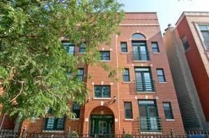 1916 W Belmont Ave, Chicago, IL 60657