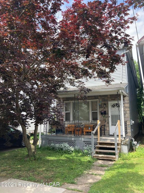 38 Dexter St, Hanover Township, PA 18706
