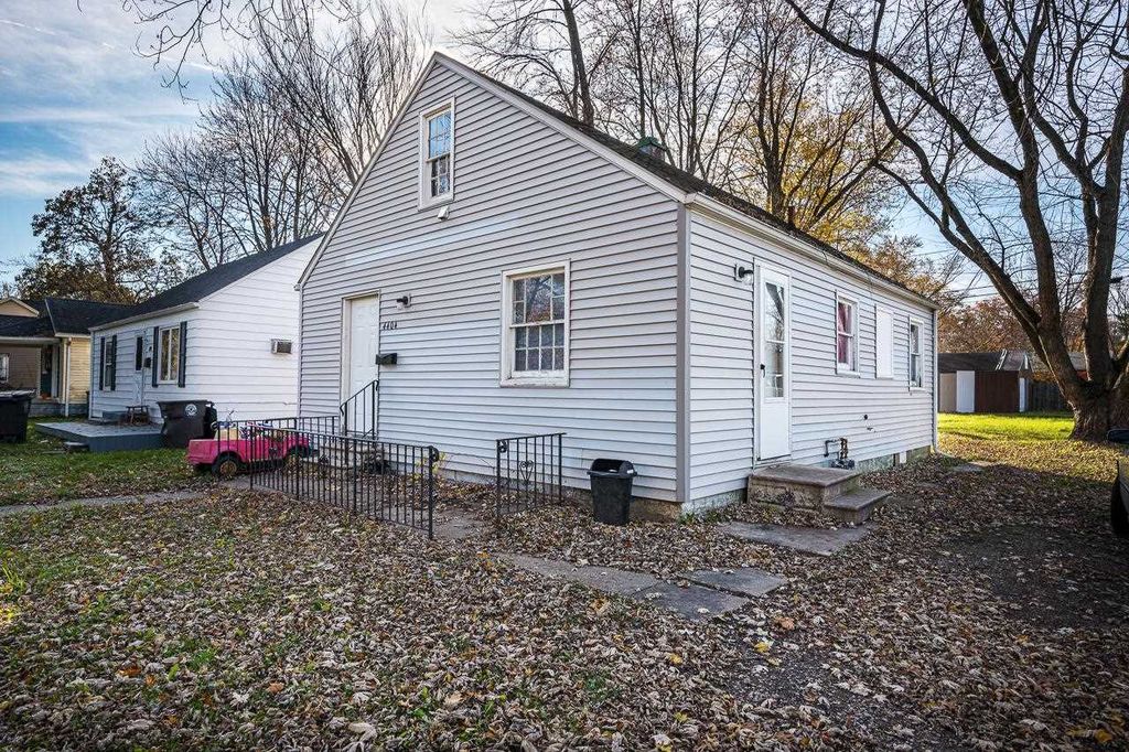 4404 Winter St, Fort Wayne, IN 46806