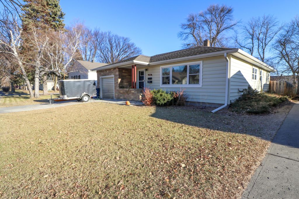 nursing homes in moorhead mn
