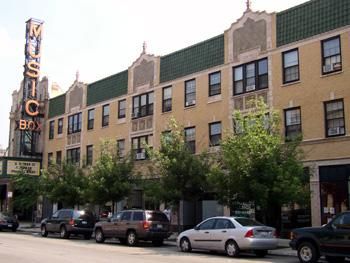 3719 N Southport Ave #210, Chicago, IL 60613