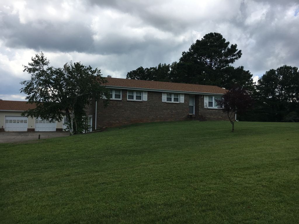 1556 N Liberty Church Rd, Clarksville, TN 37042 Trulia