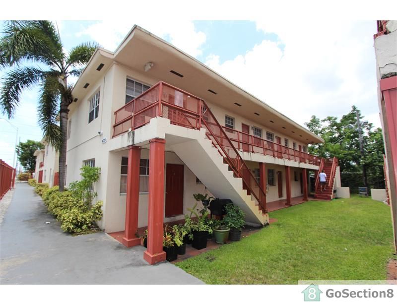 14220 NW 22nd Ave #4, Opa Locka, FL 33054