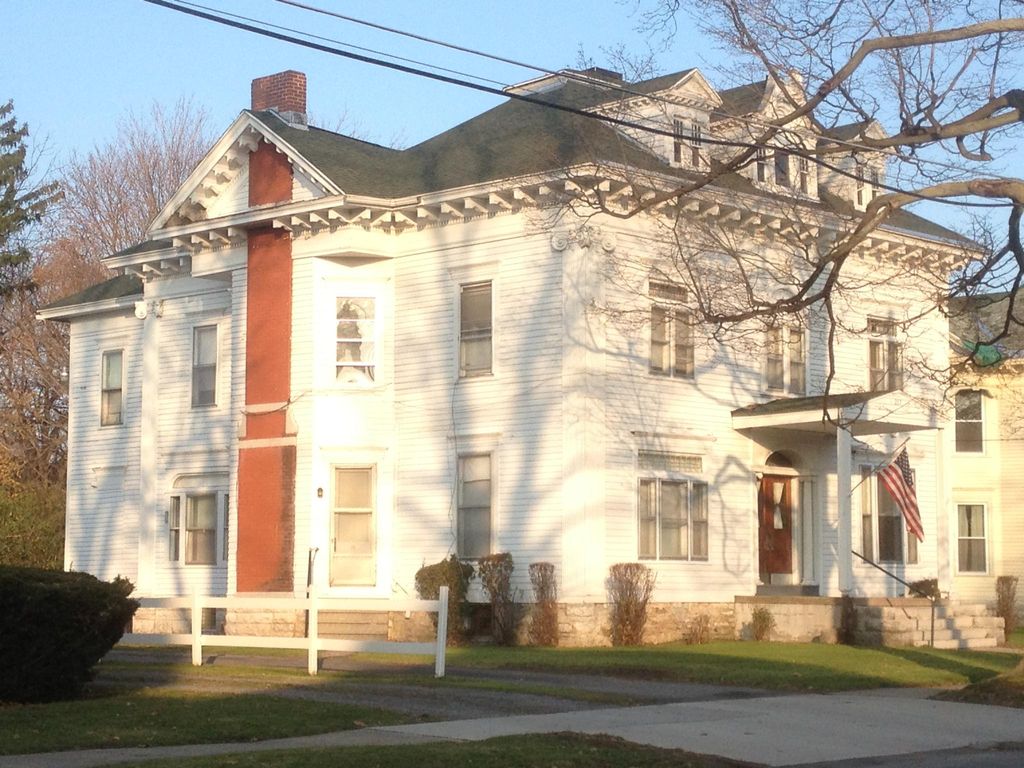 217 Keyes Ave 2, Watertown, NY Studio, 1 Bath Apartment 7 Photos Trulia