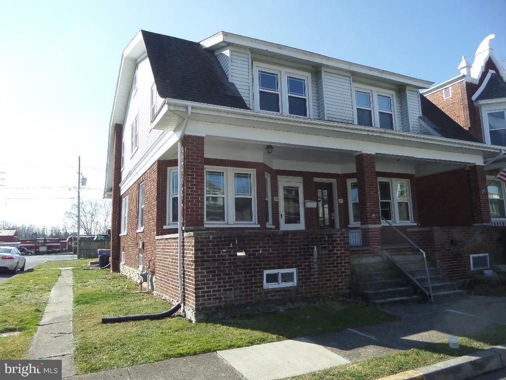 176 E  Emaus St, Middletown, PA 17057