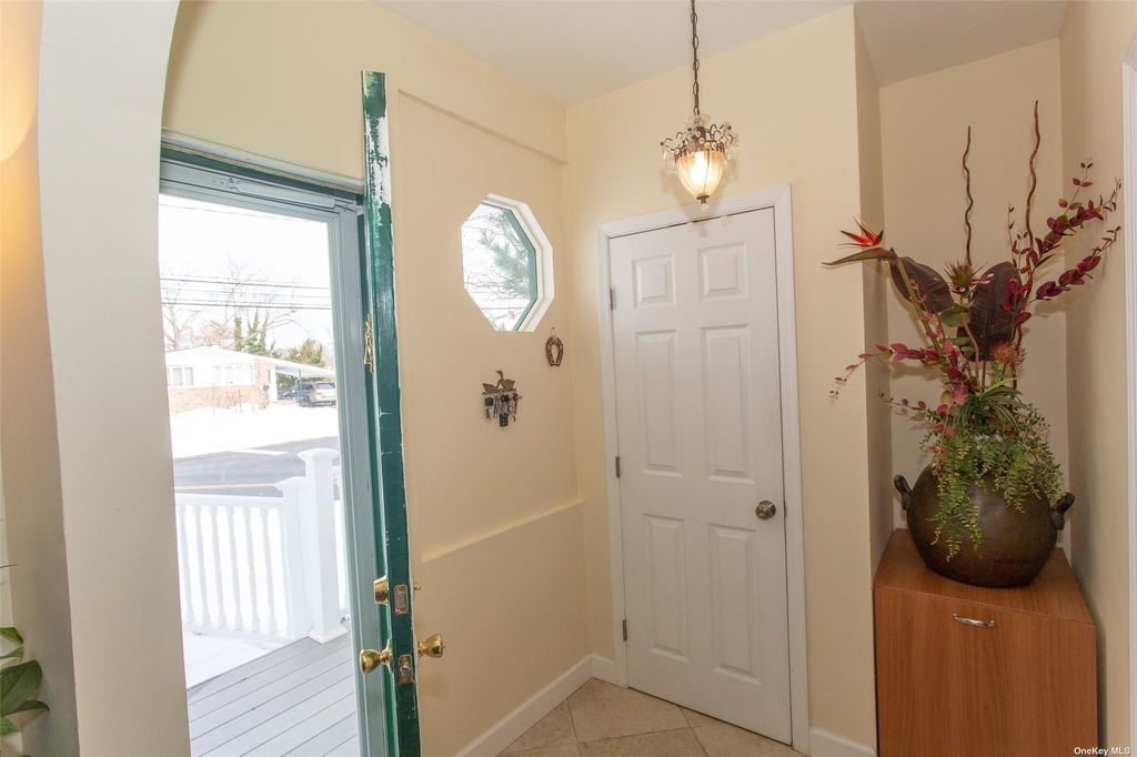 220 Hubbards Path, West Babylon, NY 11704 Trulia