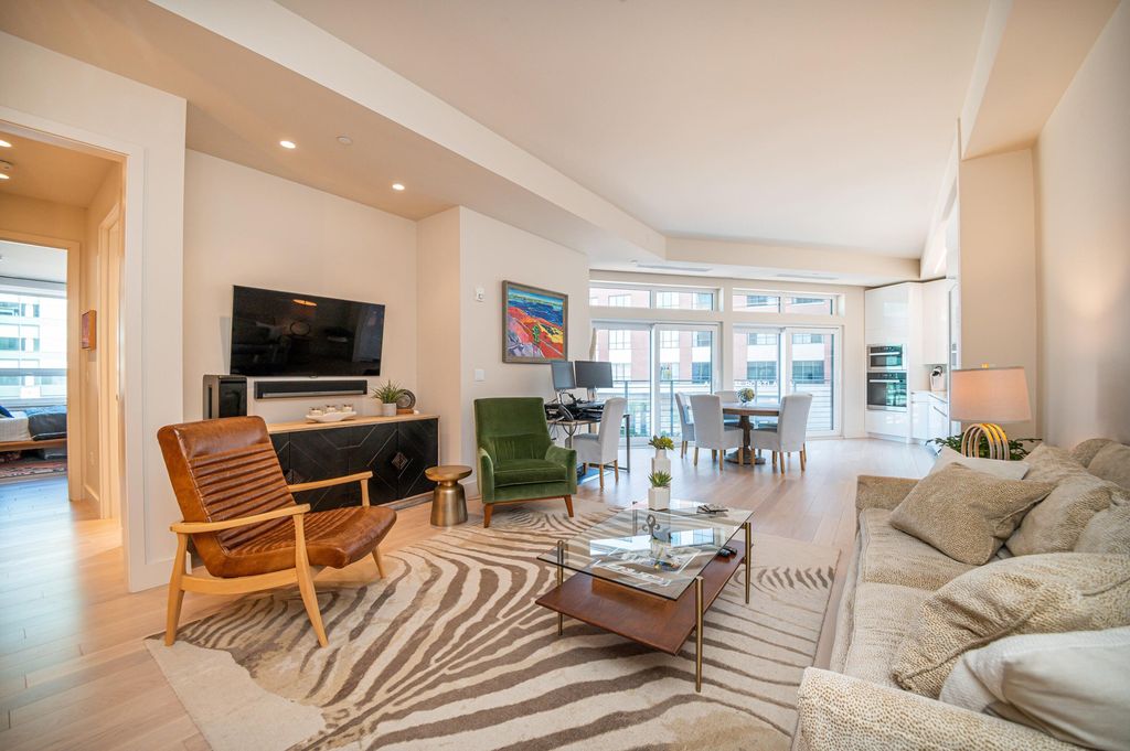 166 Fore St #22, Portland, ME 04101