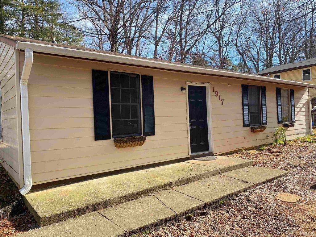 1917 Crawford Rd, Raleigh, NC 27610