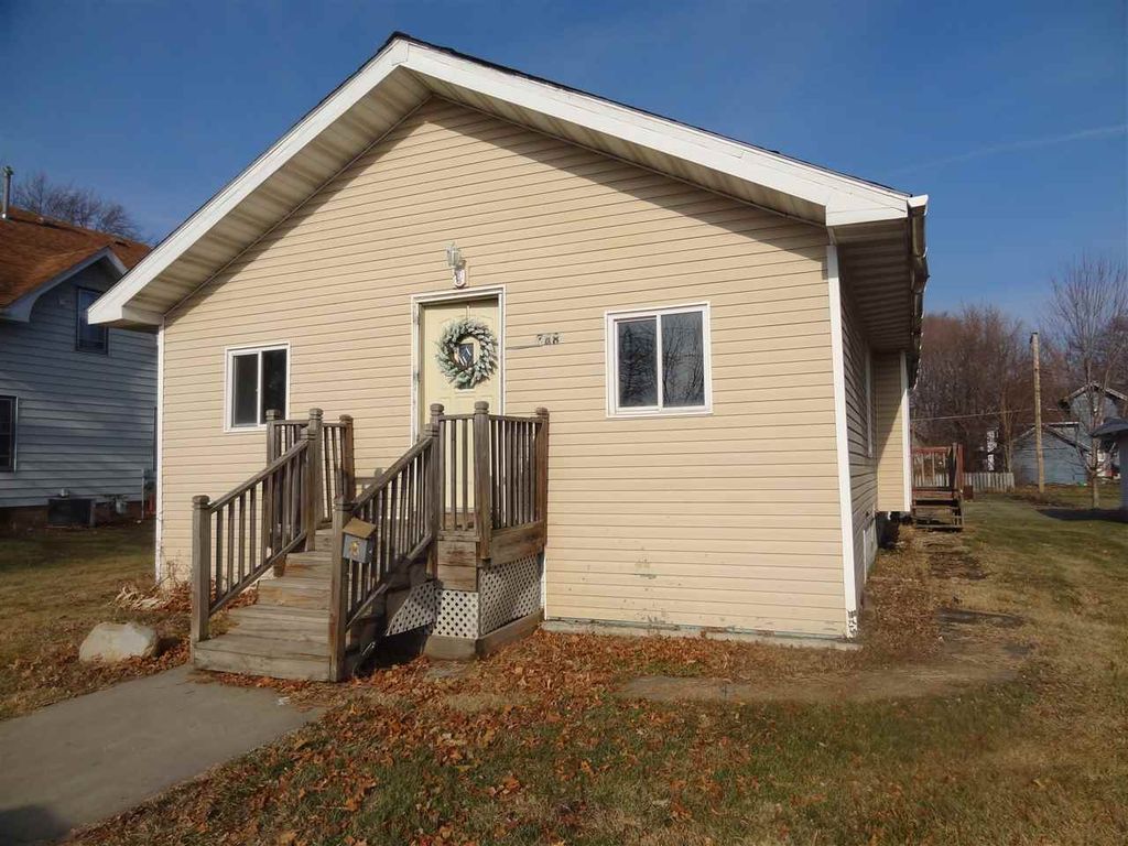748 W Marion St, Marengo, IA 52301 Trulia