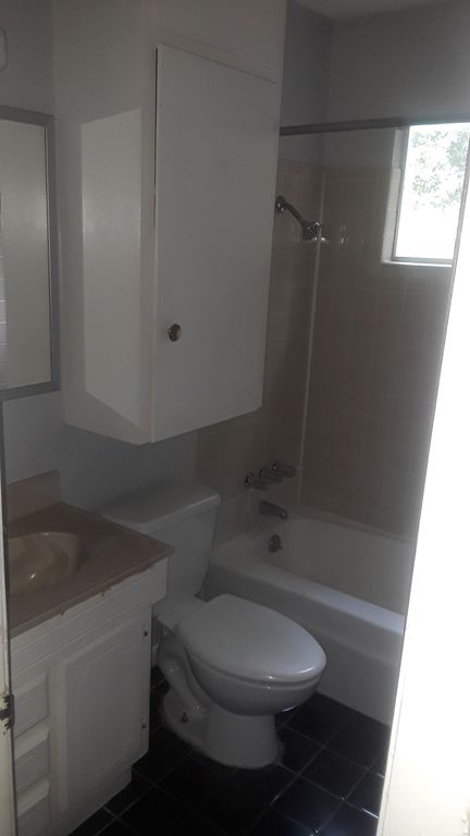5605 1/2 Jim Hogg Ave, Austin, TX 78756