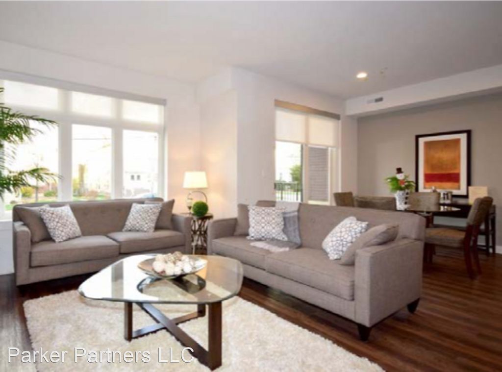 500 N Northwest Hwy, Park Ridge, IL 60068
