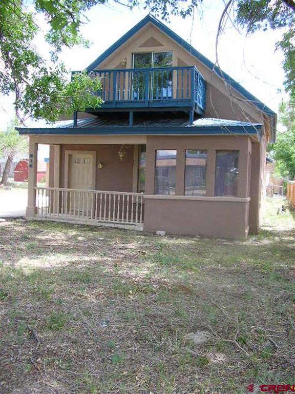 916 S 8th St, Montrose, CO 81401