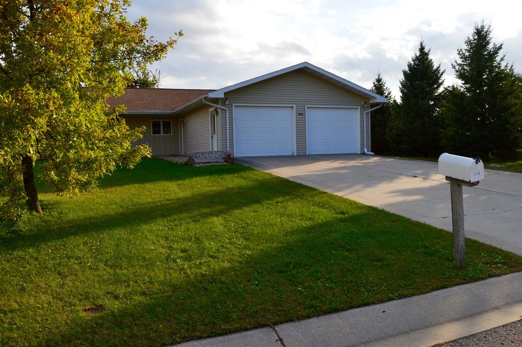 514B S Randolph St, Stacyville, IA 50476 Trulia