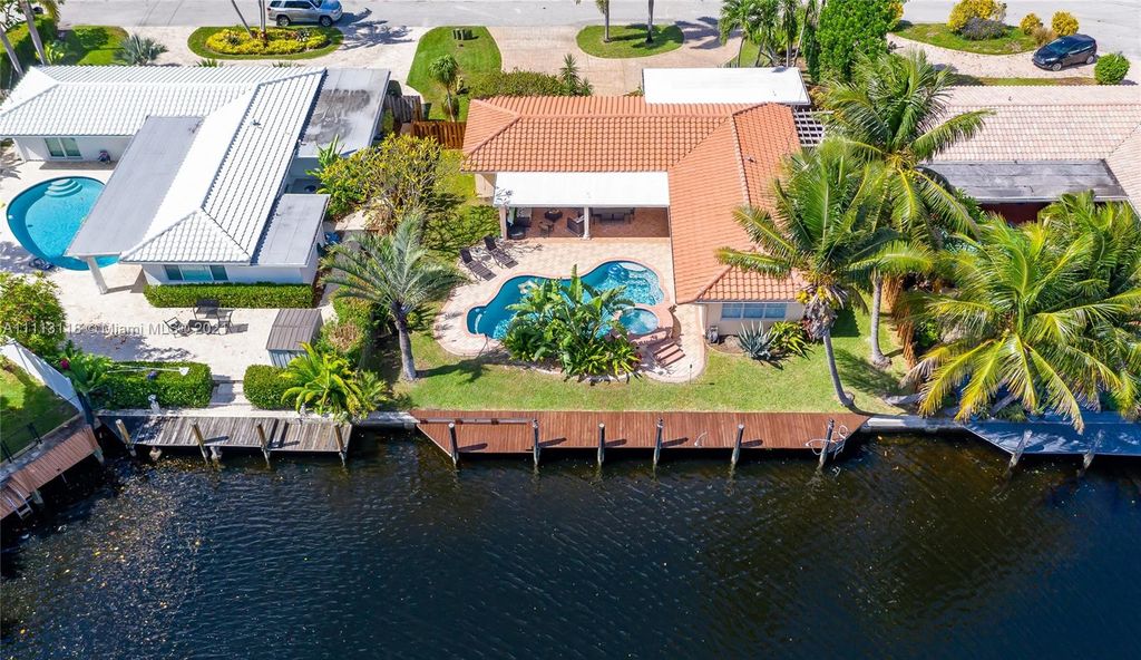 6320 NE 15th Ave, Fort Lauderdale, FL 33334