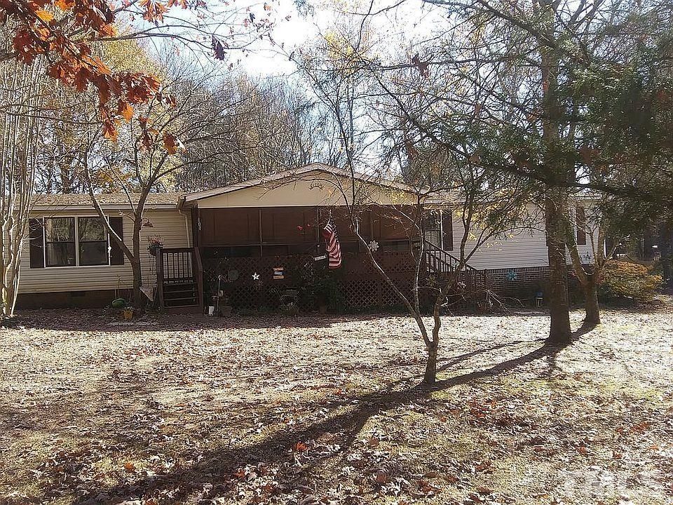 104 Jordan Ln, Wake Forest, NC 27587