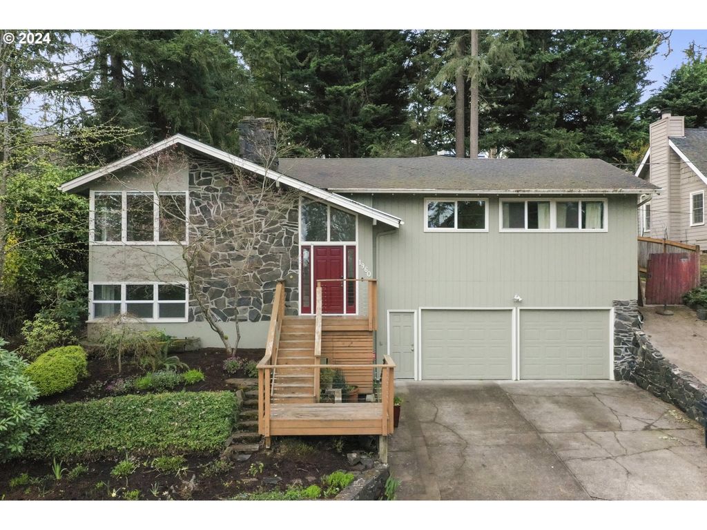 1960 W  25th Ave, Eugene, OR 97405