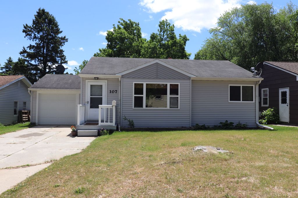 107 Lincoln Ave SW, Wadena, MN 56482 Trulia
