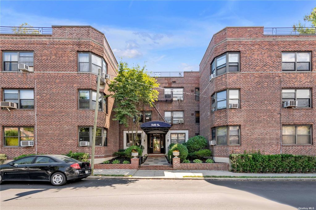 140 S Middle Neck Road UNIT 1F, Great Neck, NY 11021 MLS 3465216