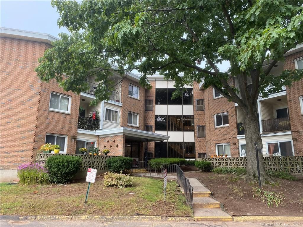 124 Biruta St #E2, New Britain, CT 06053