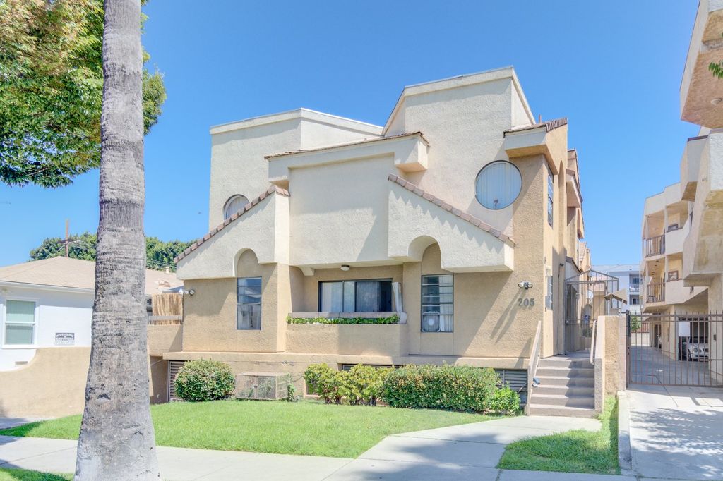 205 W Maple St #10, Glendale, CA 91204