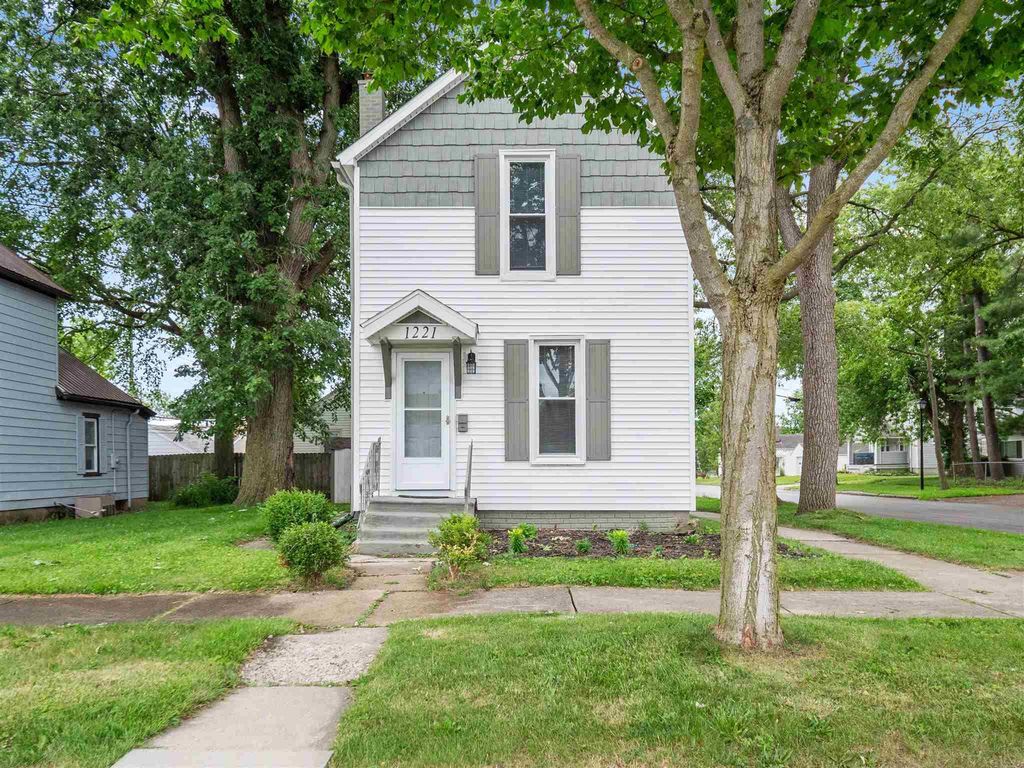1221 Archer Ave, Fort Wayne, IN 46808