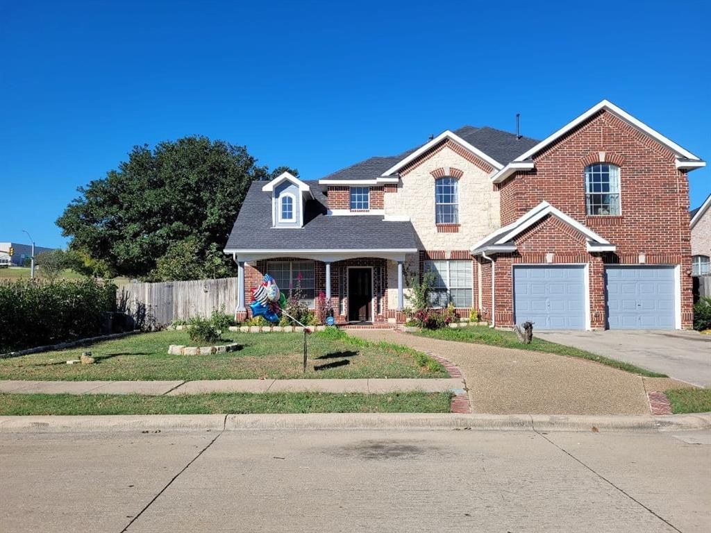 5701 Christy Ln, Haltom City, TX 76137