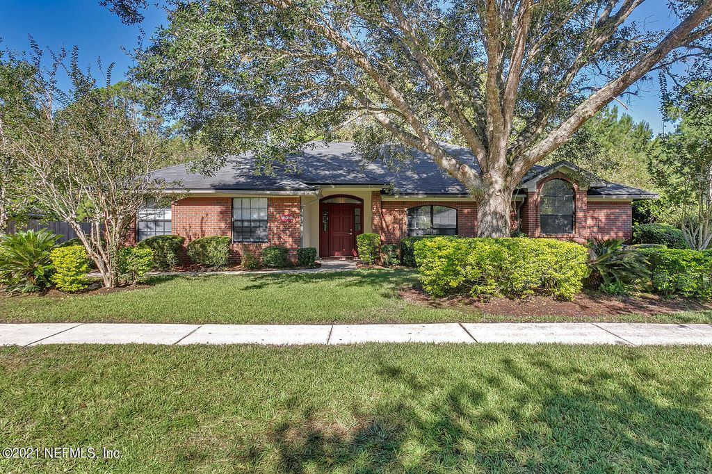 12010 Michaelson Way W, Jacksonville, FL 32223