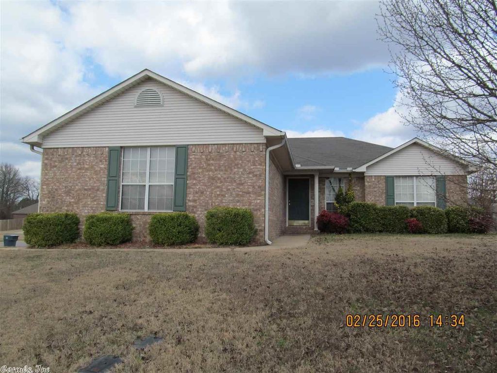4650 Hawkins Dr, Conway, AR 72034