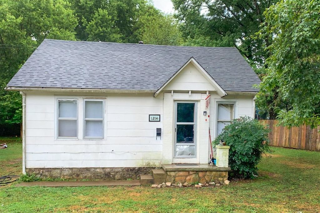 1214 Vine St, Bowling Green, KY 42101