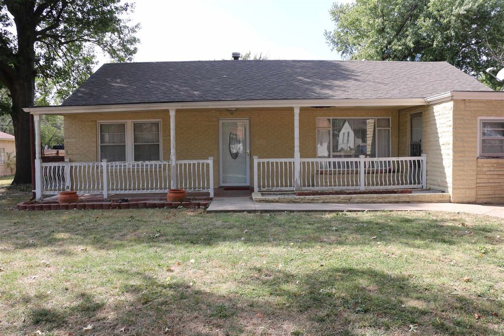 1751 S Erie St, Wichita, KS 67211