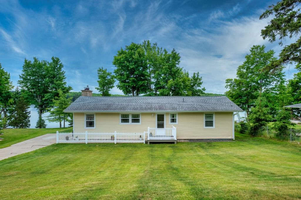 137 Noren Rd, Iron river, MI 49935 Trulia