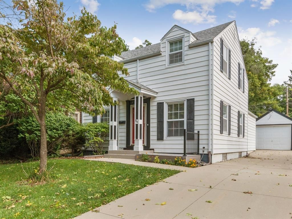 326 21st St NE, Cedar Rapids, IA 52402 Trulia