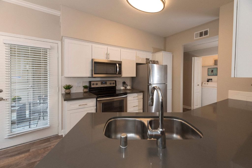 8282 Calvine Rd 2069, Sacramento, CA 95828 Apartment for Sale