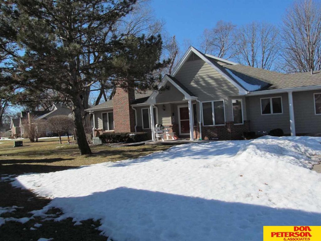 2126 Nye Dr, Fremont, NE 2 Bed, 2 Bath Townhouse Trulia