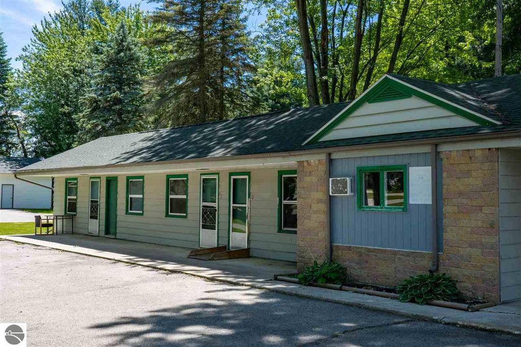 4637 N Mission Rd, Rosebush, MI 48878 Trulia