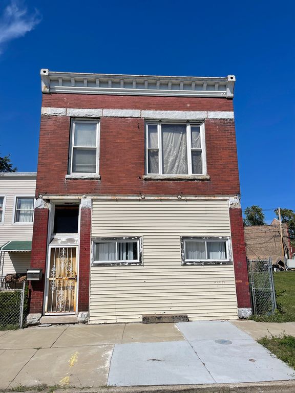 1424 E 70th St, Chicago, IL 60637