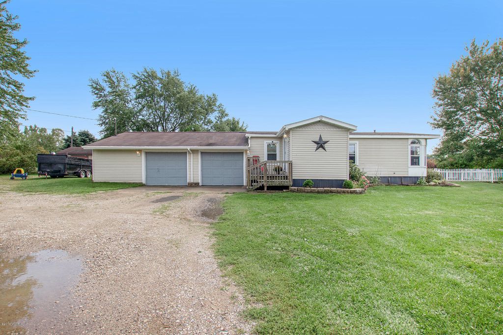 1950 19 Mile Rd NE, Cedar Springs, MI 49319 Trulia