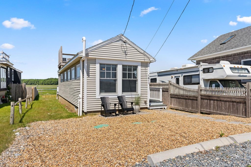 1611 Ocean Blvd, Rye, NH 03870