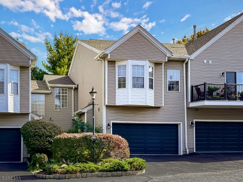 8 Four Oaks Rd, Bedminster, NJ 07921 Trulia