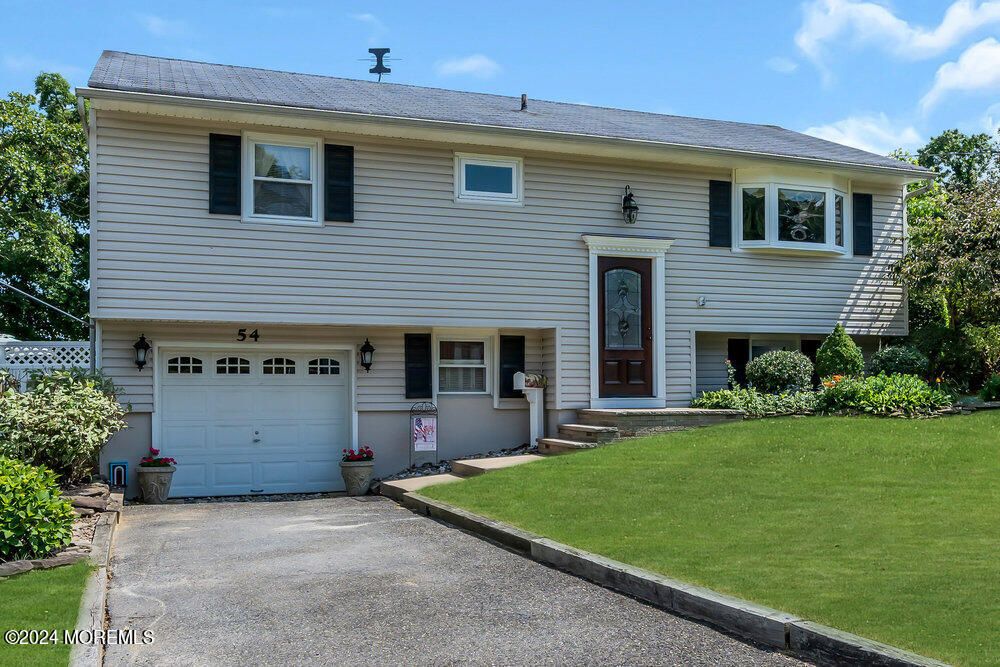 54 Salem Hill Road, Howell, NJ 07731 SingleFamily Home for Sale MLS