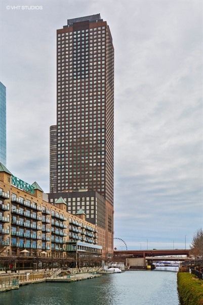 474 N Lake Shore Dr #2107, Chicago, IL 60611