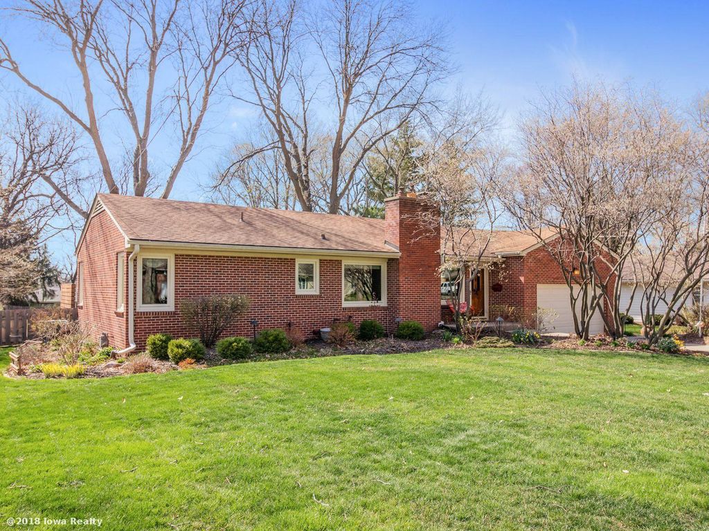 1242 71st St, Windsor Heights, IA 50324 Trulia