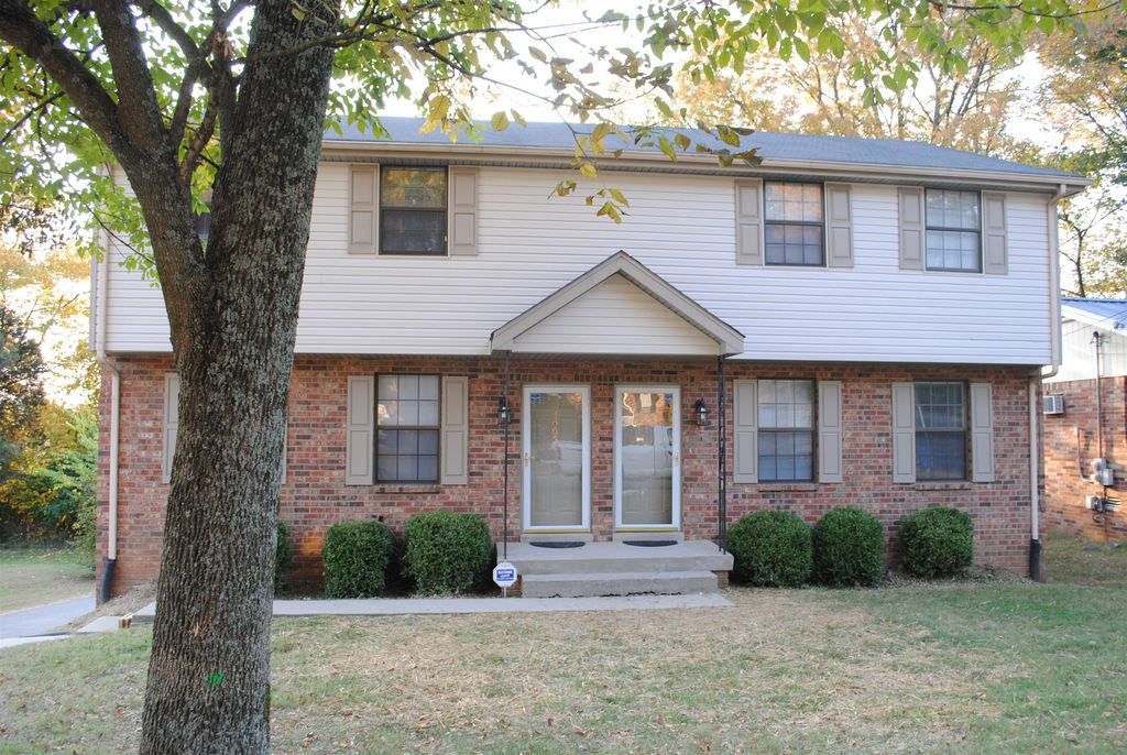 4605 Forest Ridge Dr, Hermitage, TN 37076