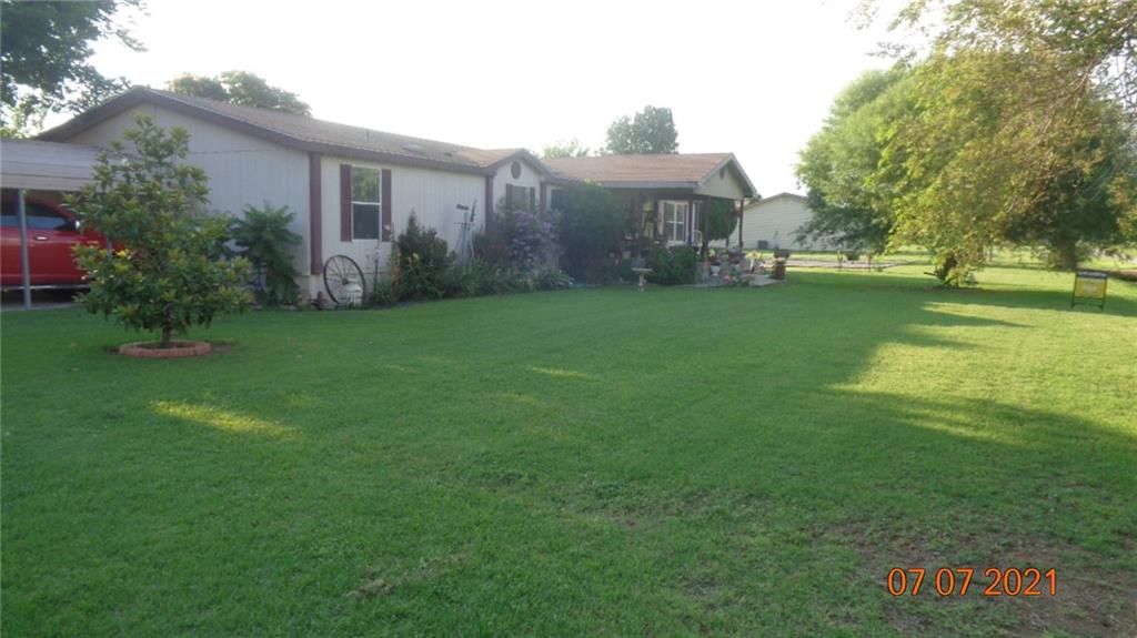 1003 N Pennsylvania Ave, Mangum, OK 73554